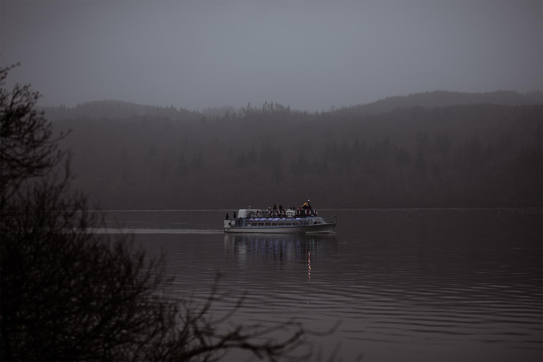 Lake windermere boat elopement