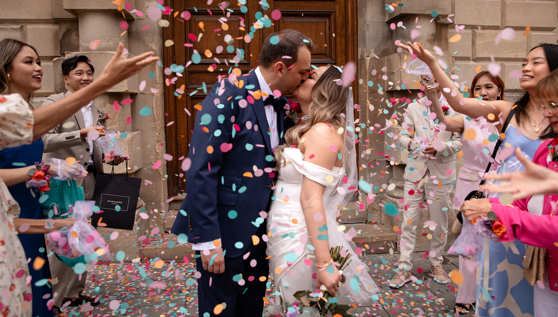 wedding confetti bath photography