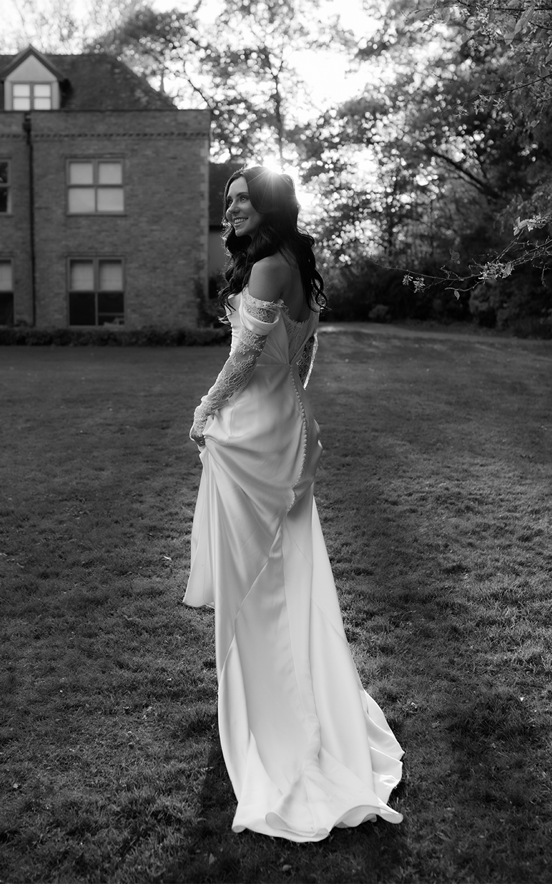 editorial wedding couple photo