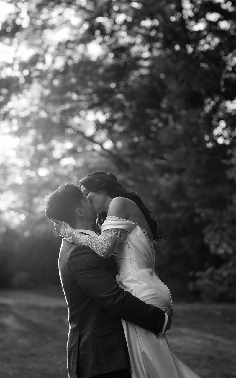 editorial wedding couple photo