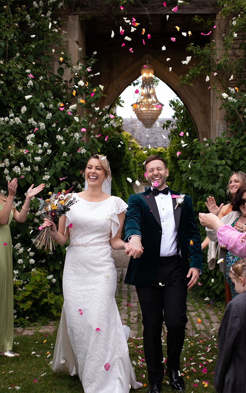 euridge manor wedding confetti