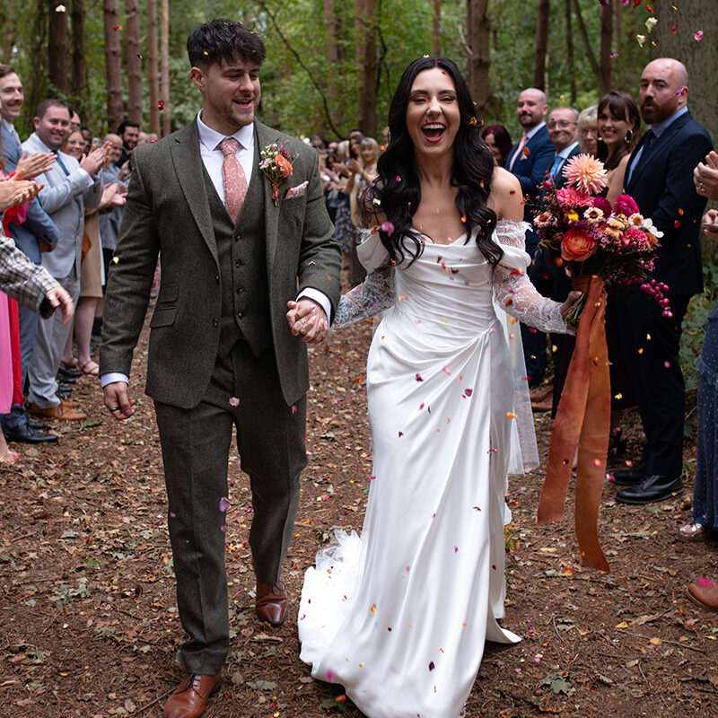 editorial wedding couple photo confetti
