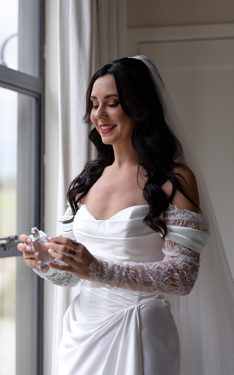 editorial wedding bride photo