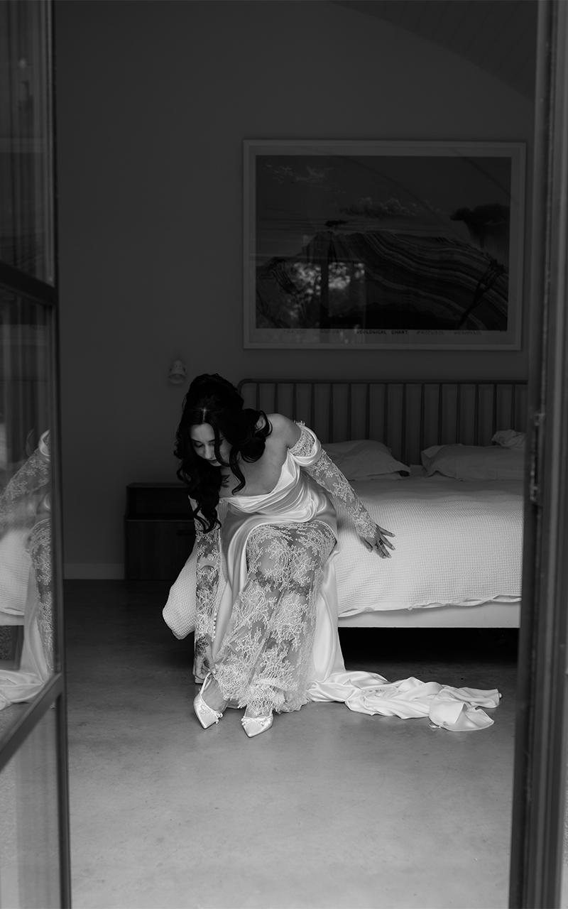 editorial wedding bride photo