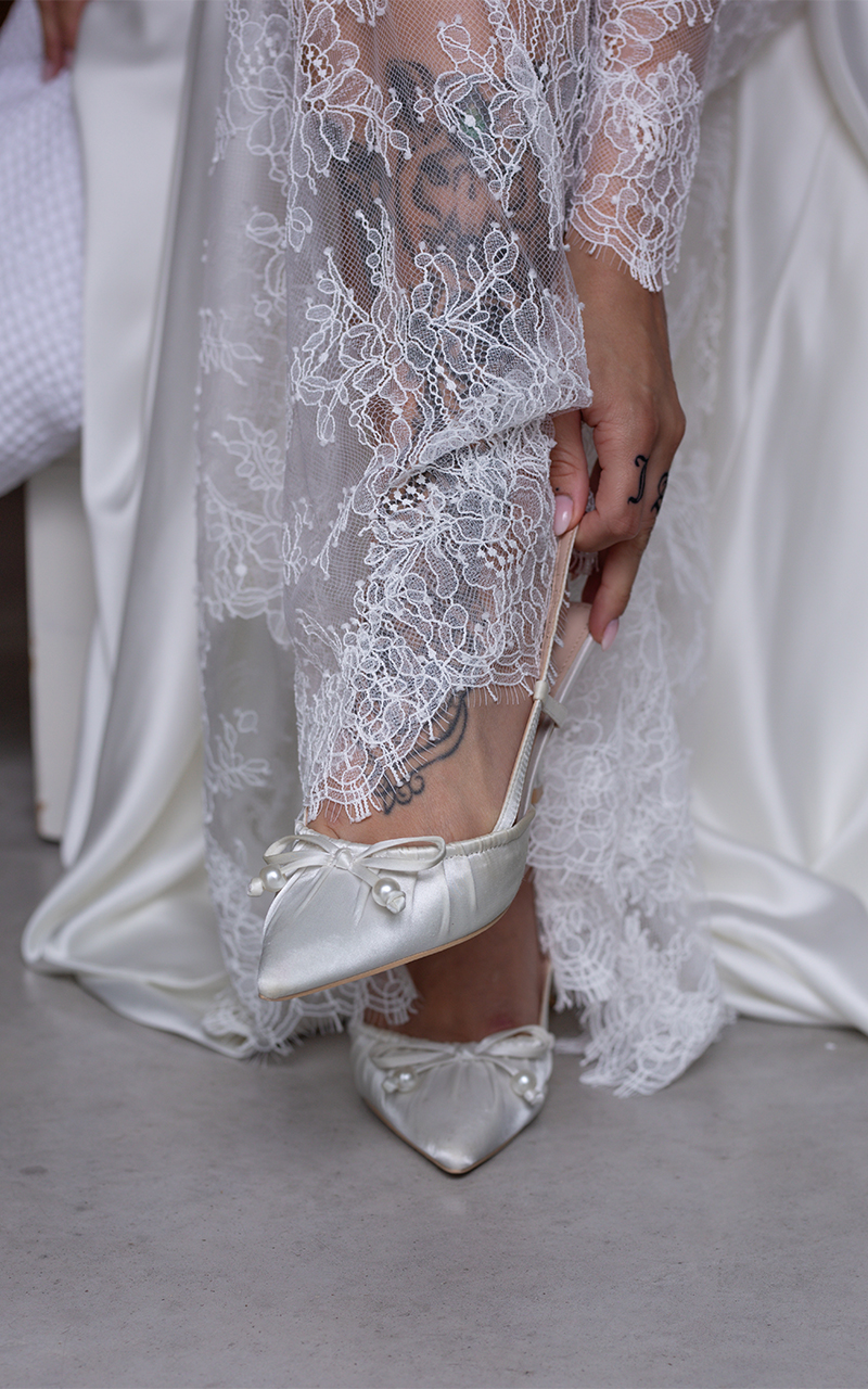 editorial wedding couple shoe